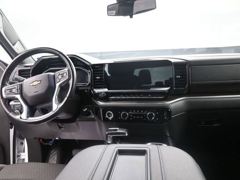 Used 2022 Chevrolet Silverado 1500 LT image 21