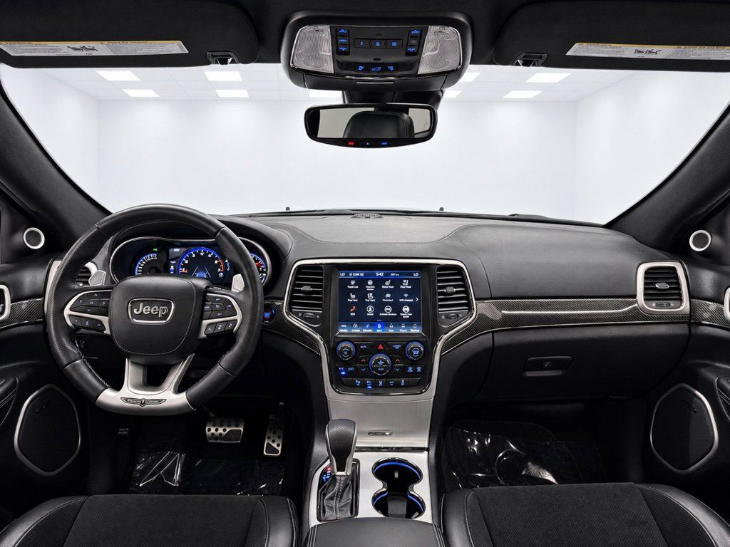 Used 2018 Jeep Grand Cherokee Trackhawk AWD/4WD image 34