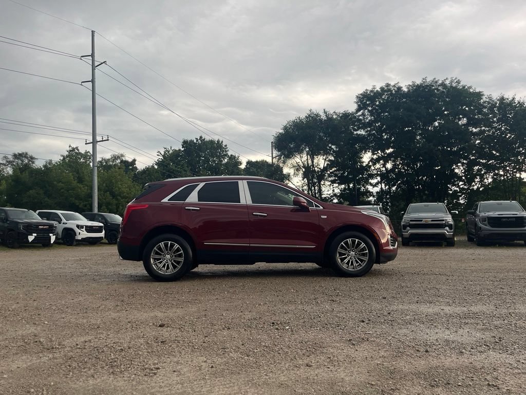 Used 2018 Cadillac XT5 Luxury w/ Driver Awareness Package FWD image 6