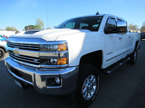 Used 2018 Chevrolet Silverado 2500 LTZ w/ Duramax Plus Package image 1