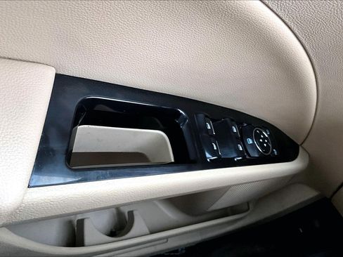 Used 2014 Ford Fusion SE w/ Equipment Group 202A FWD image 34