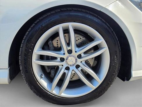 Used 2013 Mercedes-Benz C 300 4MATIC Sedan image 9