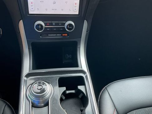 Used 2022 Ford Edge ST-Line AWD/4WD image 30