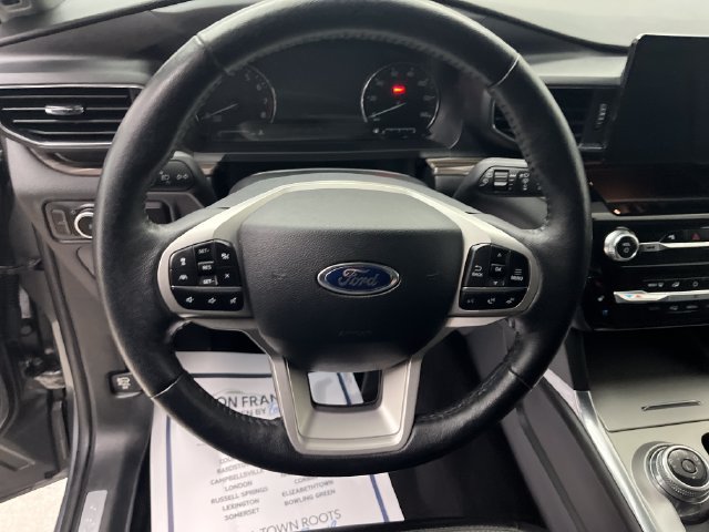 Used 2024 Ford Explorer Limited RWD image 16