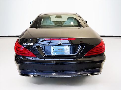 Used 2017 Mercedes-Benz SL 550 image 6