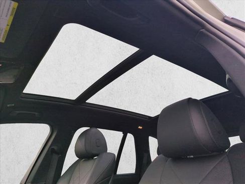 Used 2023 BMW X5 xDrive40i w/ Climate Comfort Package image 16