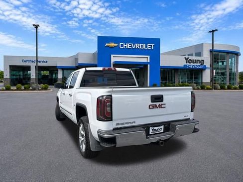 Used 2017 GMC Sierra 1500 SLT w/ SLT Premium Package AWD/4WD image 7