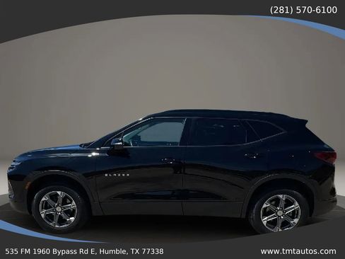 Used 2024 Chevrolet Blazer LT FWD image 3