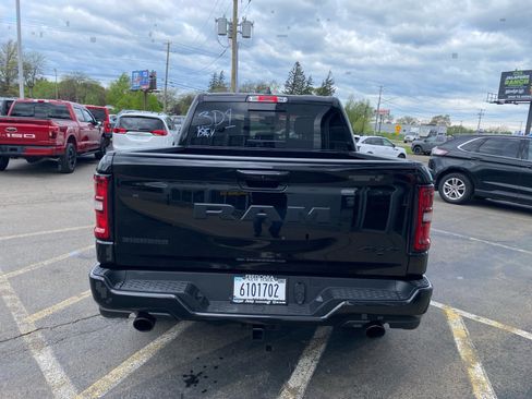 Used 2026 RAM 1500 Big Horn AWD/4WD image 4