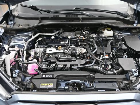 Used 2023 Toyota Corolla Cross AWD Hybrid image 16