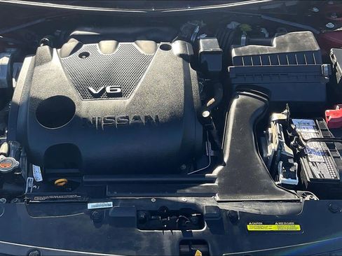 Used 2018 Nissan Maxima Platinum FWD image 31