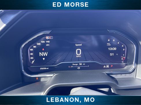 Used 2024 GMC Sierra 1500 AT4 w/ Technology Package image 11