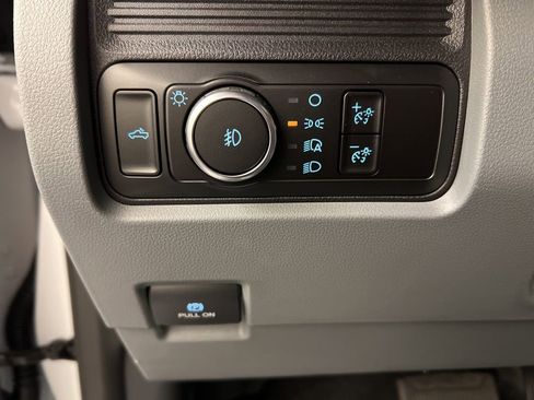 New 2026 Ford F250 XL w/ XL Chrome Package image 20