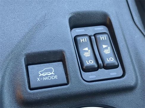 Used 2020 Subaru Crosstrek 2.0i Limited w/ Moonroof Package w/Navigation image 22