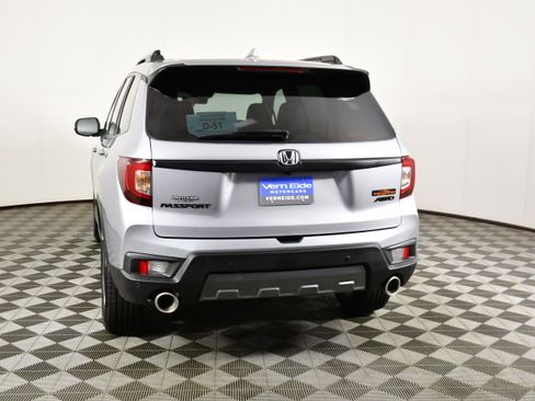Certified 2023 Honda Passport TrailSport image 7