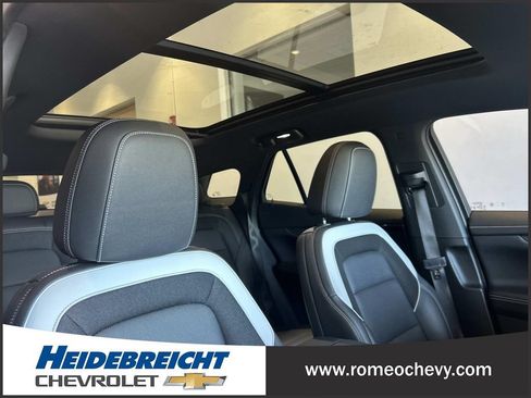 Used 2024 Chevrolet Blazer EV LT AWD/4WD image 35