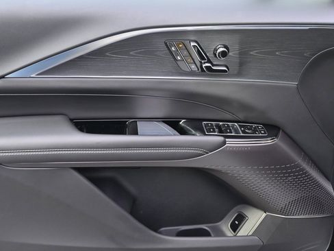 New 2025 Cadillac Lyriq Sport image 22