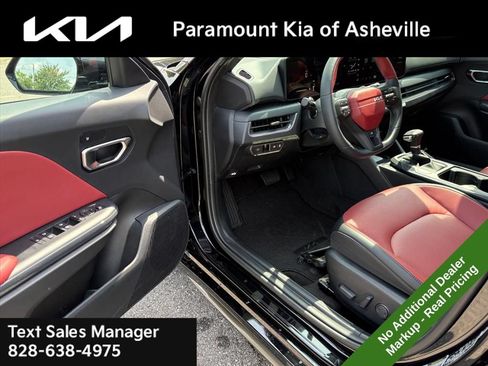 New 2026 Kia K4 GT-Line w/ GT-Line Sunroof Package FWD image 17