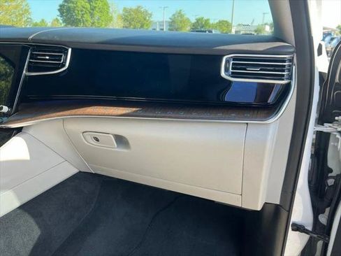 Certified 2022 Jeep Grand Wagoneer Series I AWD/4WD image 15