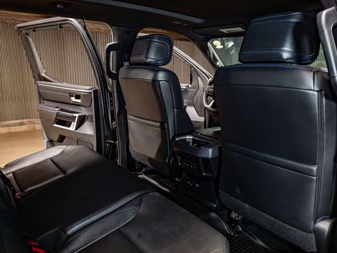 Used 2023 Toyota Tundra Platinum image 26