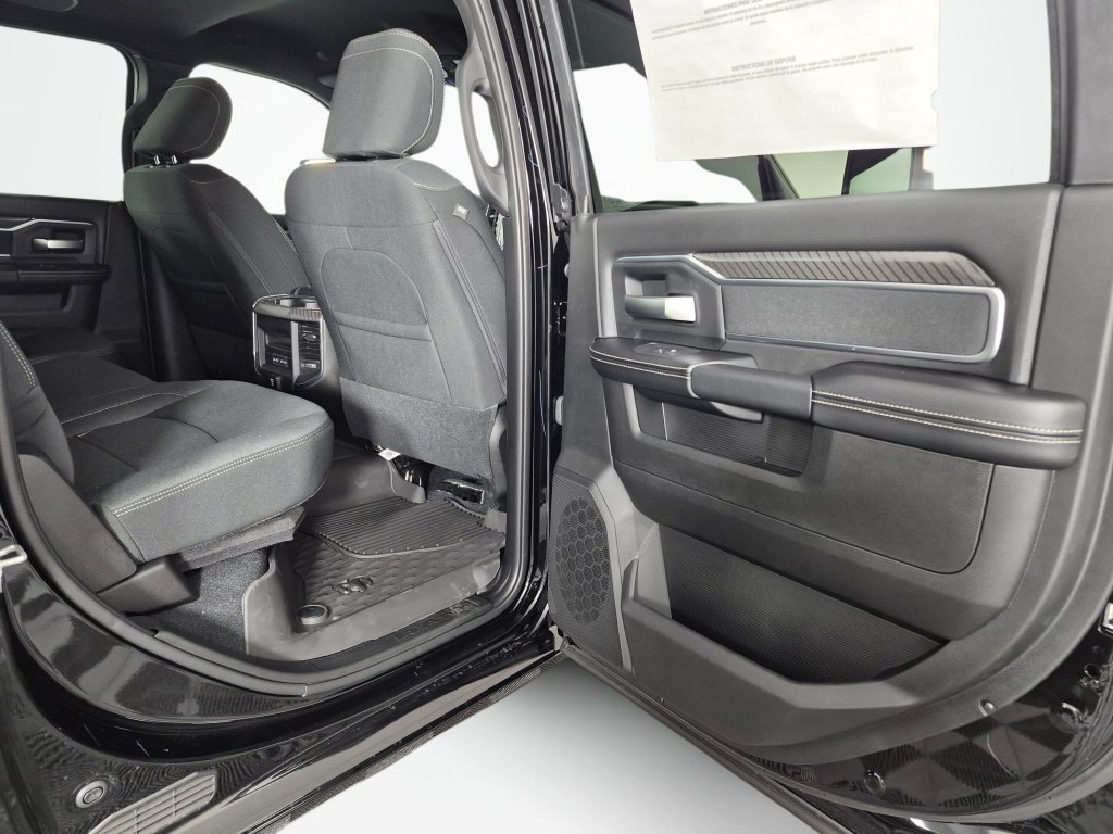 New 2026 RAM 2500 Big Horn AWD/4WD image 37