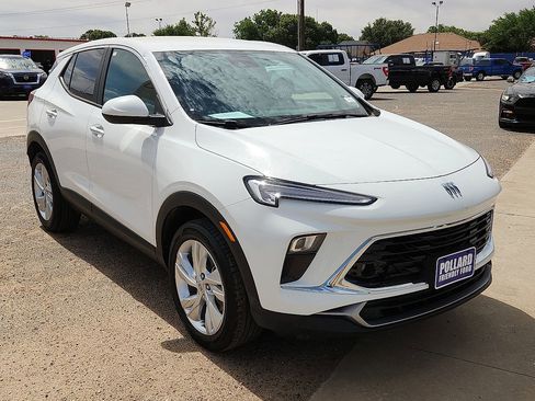 Used 2024 Buick Encore GX Preferred FWD image 4