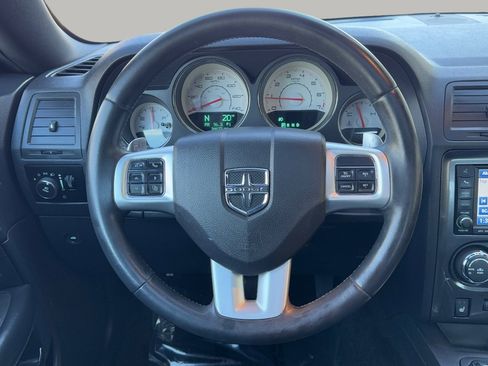 Used 2012 Dodge Challenger SXT Plus image 22