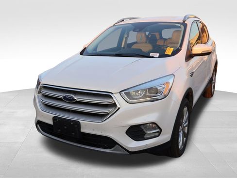 Used 2018 Ford Escape Titanium w/ Ford Safe & Smart Package AWD/4WD image 3