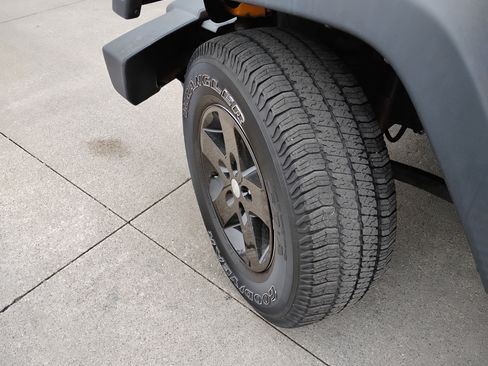 Used 2014 Jeep Wrangler Unlimited Sport w/ Quick Order Package 24S image 20