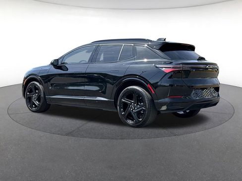 Used 2025 Chevrolet Equinox EV RS image 3