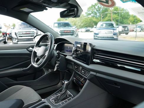 Used 2025 Volkswagen Jetta Sport FWD image 13
