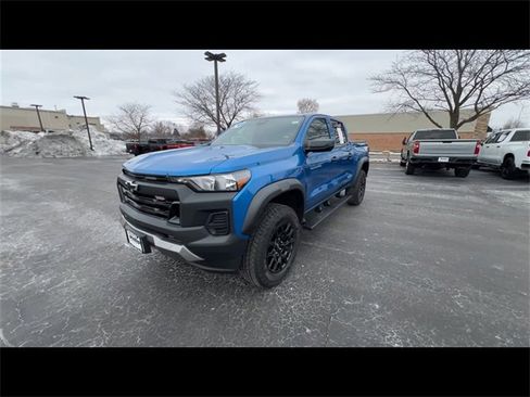 Used 2024 Chevrolet Colorado Trail Boss w/ Advanced Trailering Package image 4