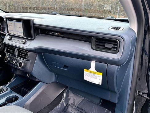 Used 2022 Ford Maverick XL image 22