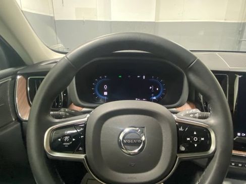 Used 2024 Volvo XC60 B5 Plus w/ Climate Package AWD/4WD image 15