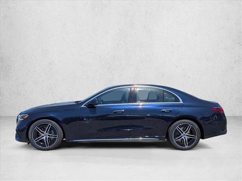 New 2026 Mercedes-Benz E 450 4MATIC Sedan image 5