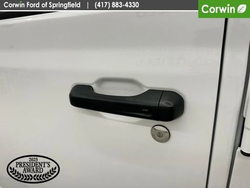 Used 2023 Jeep Gladiator Overland w/ LED Lighting Group AWD/4WD image 19
