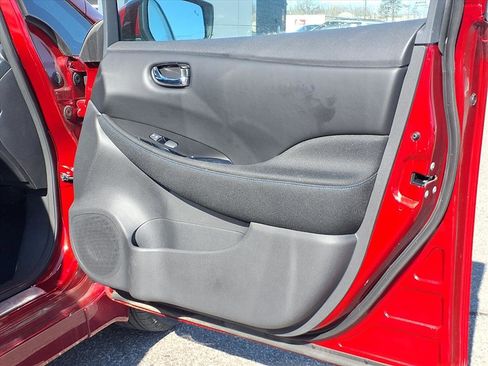 Used 2024 Nissan Leaf SV Plus image 12