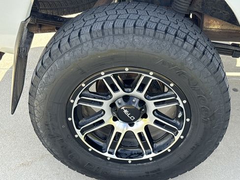 Used 2010 Toyota Tacoma 4x4 Double Cab image 12