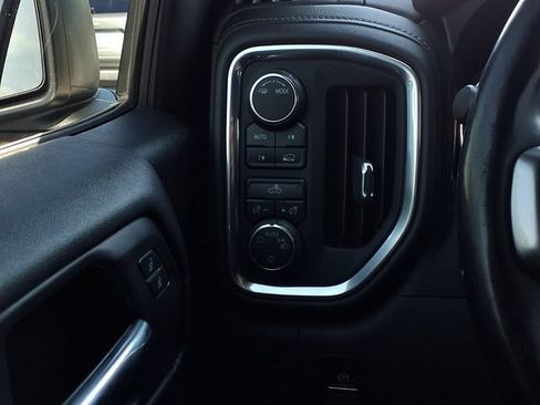 Used 2020 Chevrolet Silverado 1500 LT w/ All-Star Edition AWD/4WD image 11