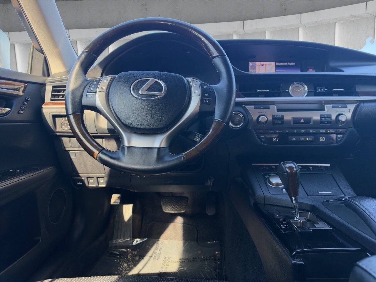 Used 2014 Lexus ES 350 w/ Luxury Package FWD image 17