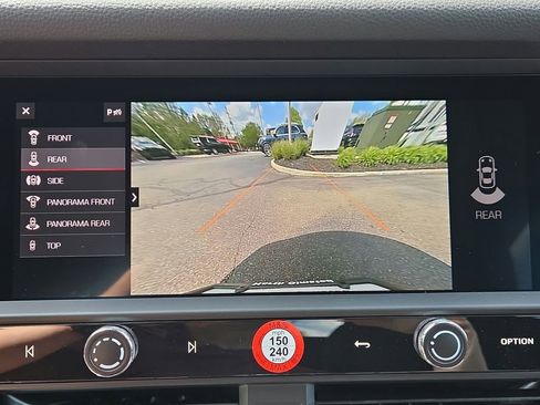 New 2026 Porsche Macan AWD/4WD image 12