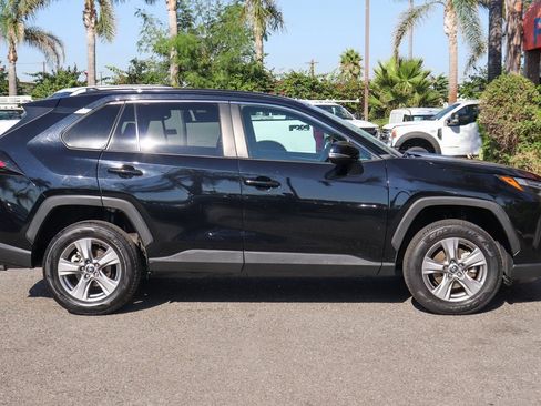 Used 2022 Toyota RAV4 XLE image 10