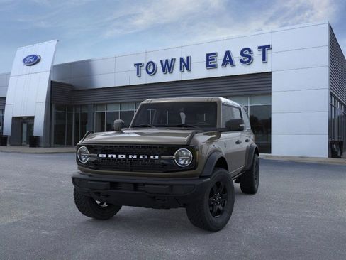 New 2025 Ford Bronco Big Bend image 2