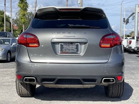 Used 2014 Porsche Cayenne Diesel Platinum Edition image 6