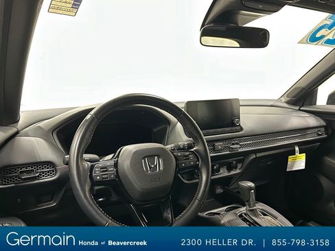 Used 2025 Honda HR-V Sport image 17