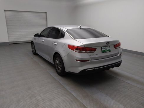 Used 2020 Kia Optima LX image 5