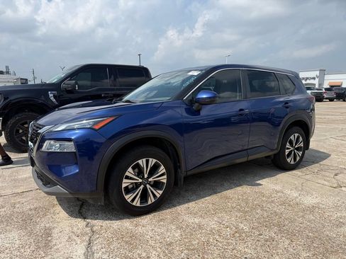 Used 2023 Nissan Rogue SV FWD image 8