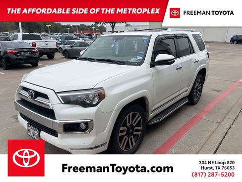Used 2019 Toyota 4Runner Limited image 1