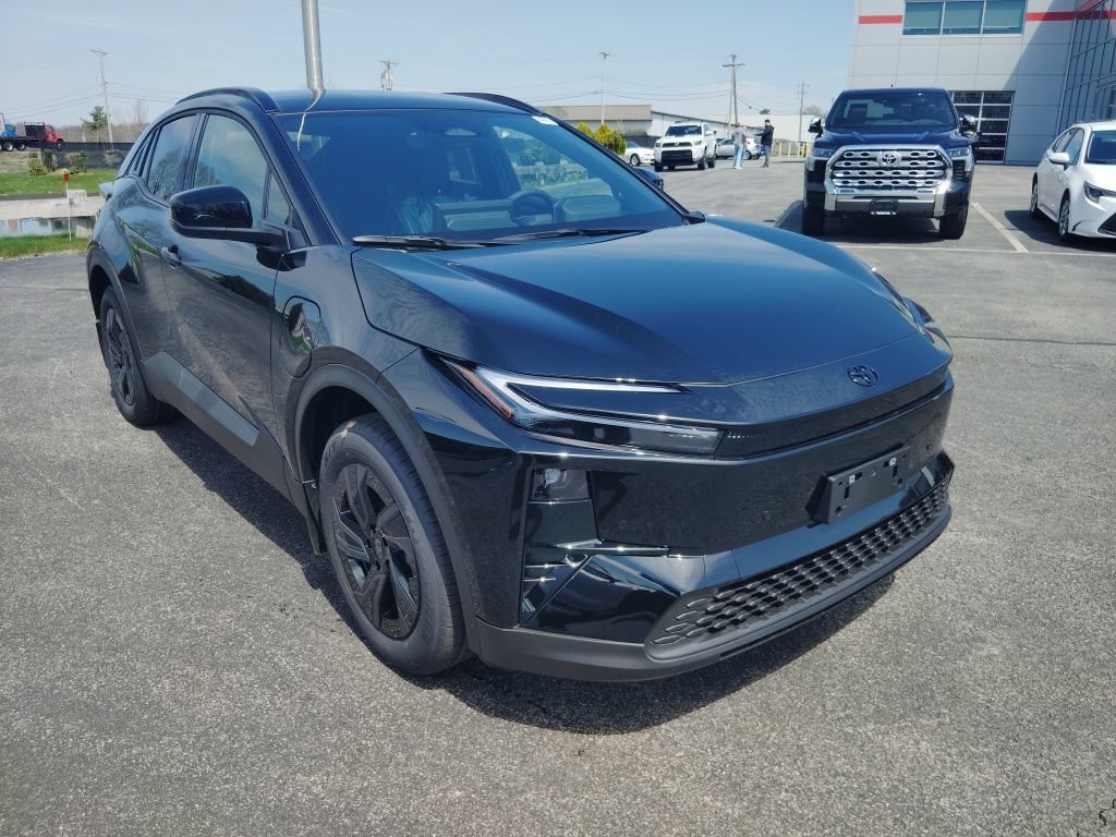 New 2026 Toyota C-HR AWD/4WD image 1