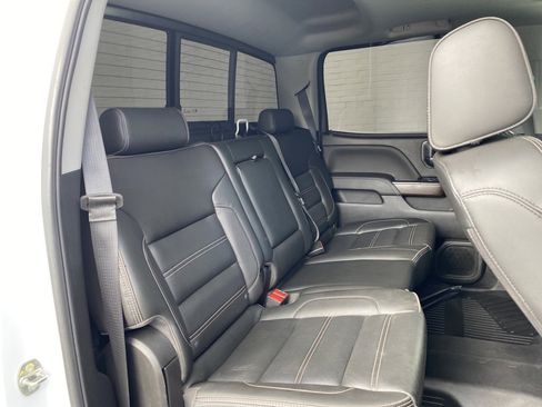 Used 2019 GMC Sierra 2500 Denali w/ Duramax Plus Package image 12